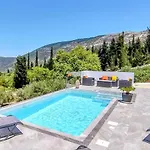 Katerina Kefalonia *