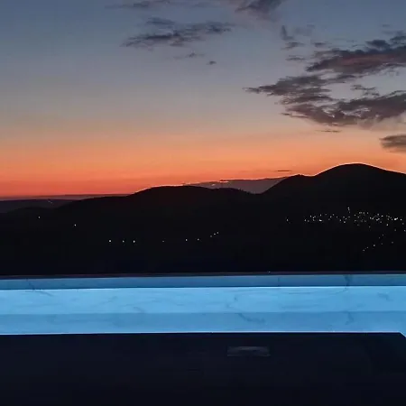 Katerina Kefalonia فيلة Epanochori (Kefalonia)